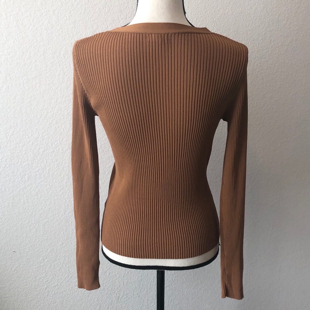 Leith Rib Henley Top - Picture 5 of 10